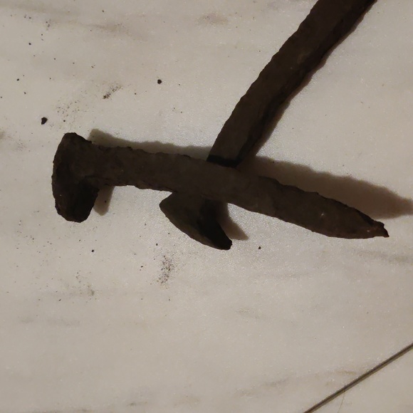 1928 Cross roads Rail road spikes x2 - Picture 4 of 4